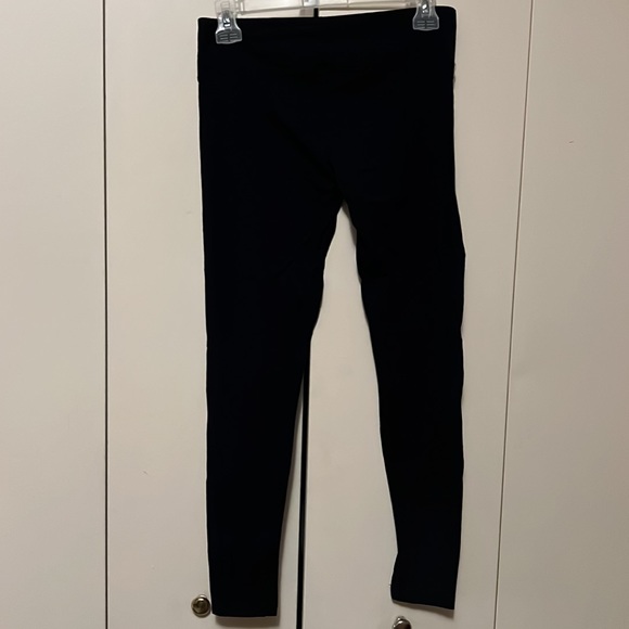 TNA Leggings - Picture 2 of 4